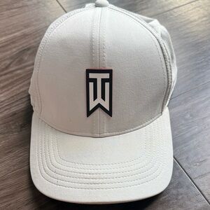 Nike x Tiger Woods hat